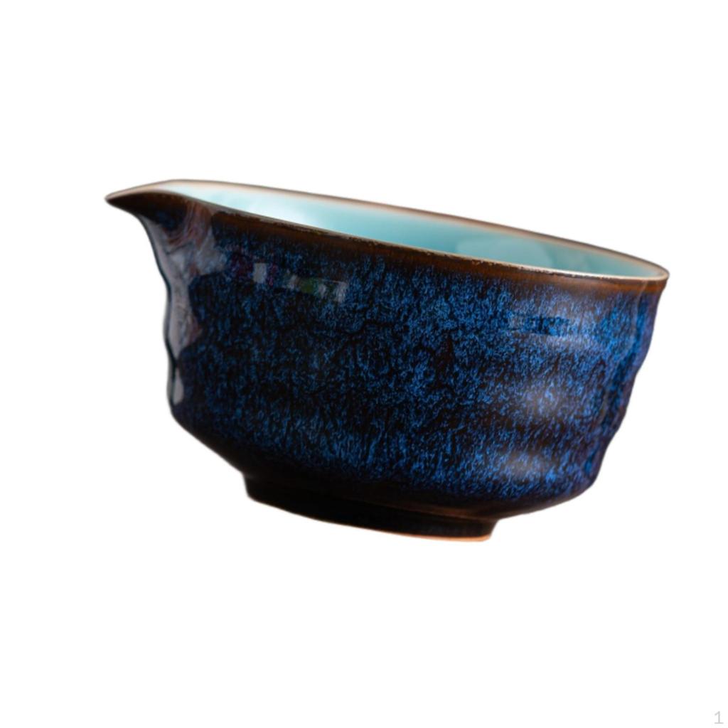 Ceramic Matcha Bowl Designed for Mixing, Featuring A Pouring Spout In Porcelain