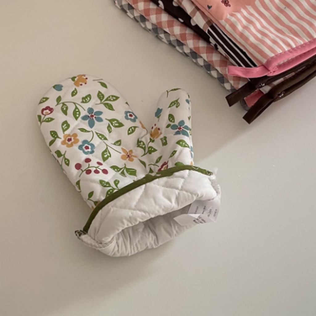 1 Pair Oven Gloves Non Slip Flower Grass Pattern Heat Resistant Microwave Mitts for Cooking Kitchen