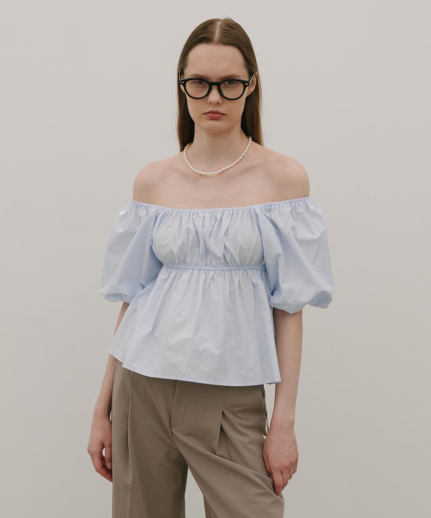 320SHOWROOM Two-Way Off-Shoulder Puff Blouse Sky Blue
