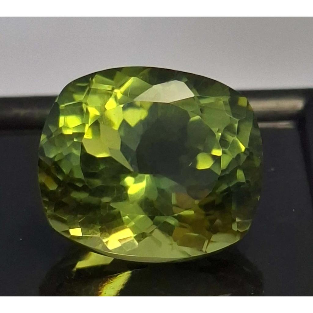 Excellent Green Sapphire Cushion Cut 10-12 Ct Certified Loose Gemstone