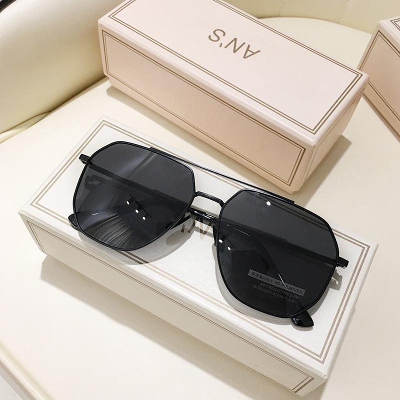 Cool driving sunglasses High Quality Durable Construction Stylish Design Practical Function Durable Construction Practical Daily Use