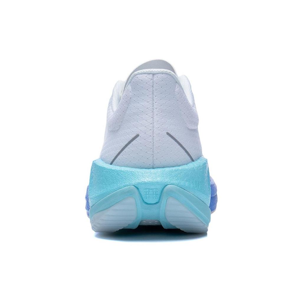Li Ning Ultra Light 20 Cushion Technology High Elastic Shock Absorption Strong Grip Breathable Lightweight Low Top Running Shoes ARBT001-10