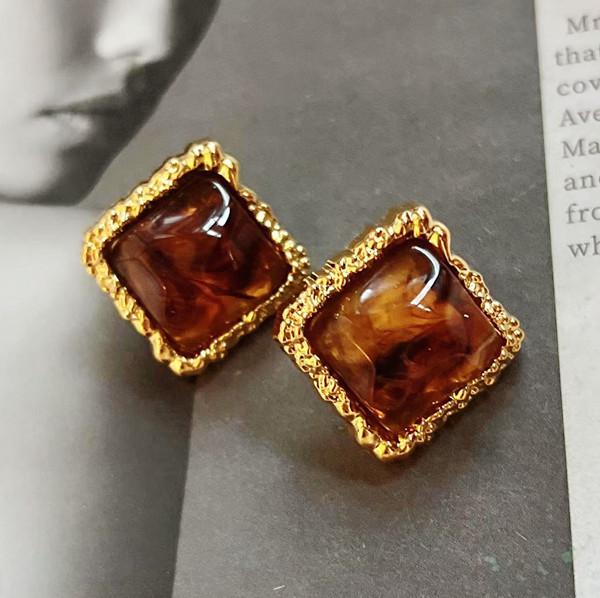 Винтажные коричневые квадратные серьги-пусеты - Ретро, Роскошный стиль с легким шиком