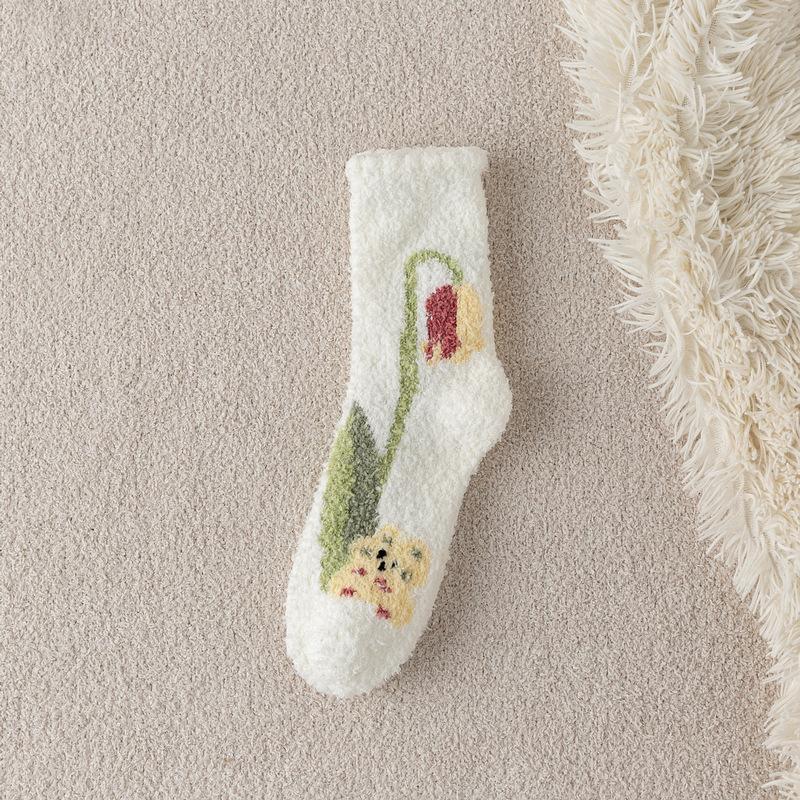 Coral Velvet Socks Women Winter Thickening Does Not Lose Hair Home Sleep Socks Tulip Warm Mid-Calf Floor Socks