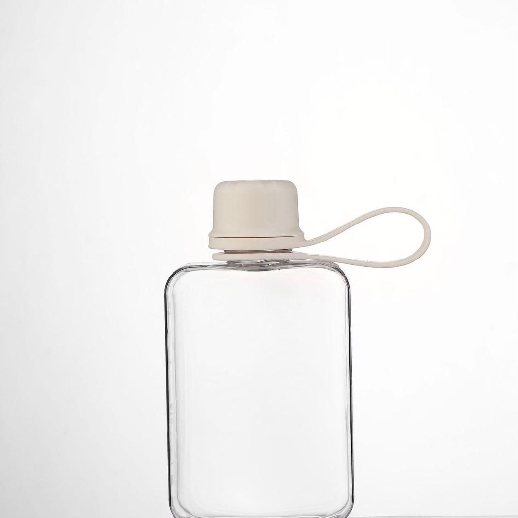 

Tritan Handheld Flat Style Water Bottle - Fresh, Stylish, Portable Student Cup for Fruit Tea Multiple options available