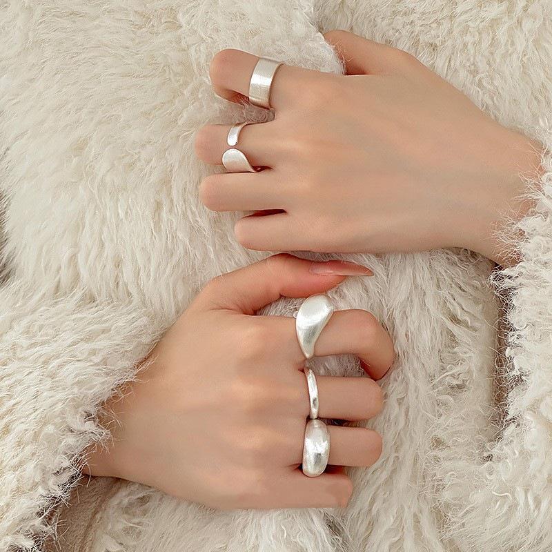 Allsidig forsølvet åpen ring i sterlingsølv - Koreansk stil for kvinner