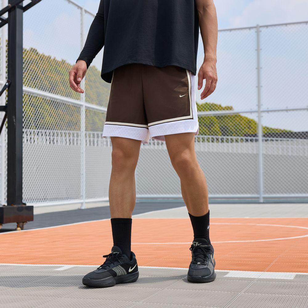 Nike STANDARD ISSUE Casual Shorts Men s M