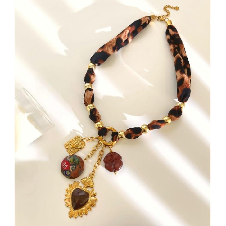 Modern Leopard Print Heart Floral Acrylic Necklace Stainless Steel Clavicle Chain Lightweight Jewelry For Daily Wear