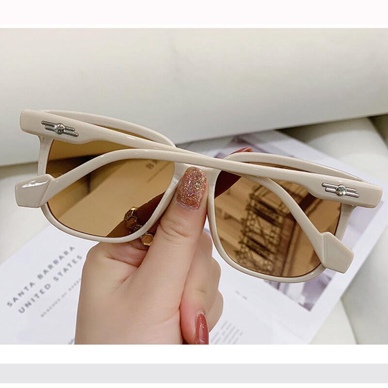 Men's Sunglasses New Version Retro Men's and Women's Same Trend Retro Square Fashion Rice Nails Sunglasses