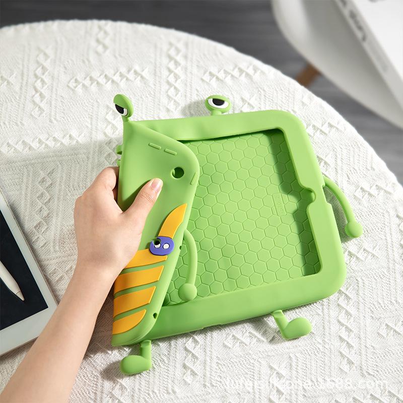 iPad Silicone Protective Cover - Ugly Frog Cartoon Design for Air3/4/5 & 10.2/11-inch Tablets