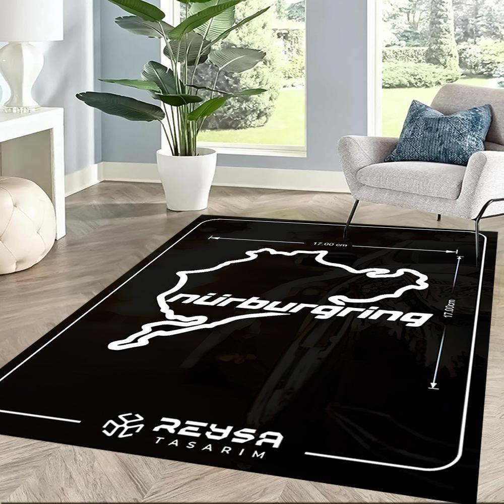 Nürburgring Rennstrecke Quadratische Teppiche sind eine großartige Wahl für Wohnzimmer, Schlafzimmer, Heimdekoration und als Geschenke.
