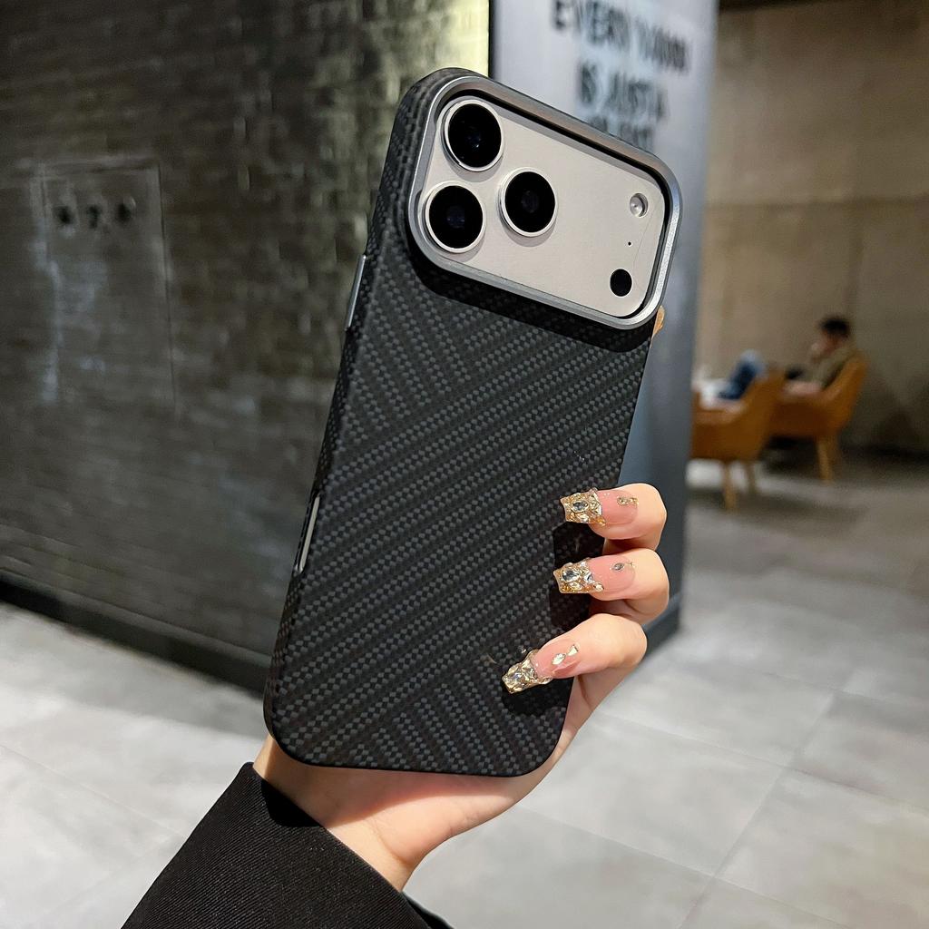 Kevlar Aramid Fiber Magnetic Case For iPhone 17 Pro Max / 17 Pro Shadow Carbon Fiber Wireless Charging Phone Cover