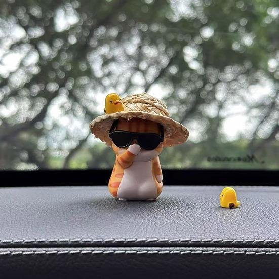 Mini Cat Figurines Car Dashboard Decoration Cute Cat Car Interior Accessories for Home Office Desk Automotive Decor