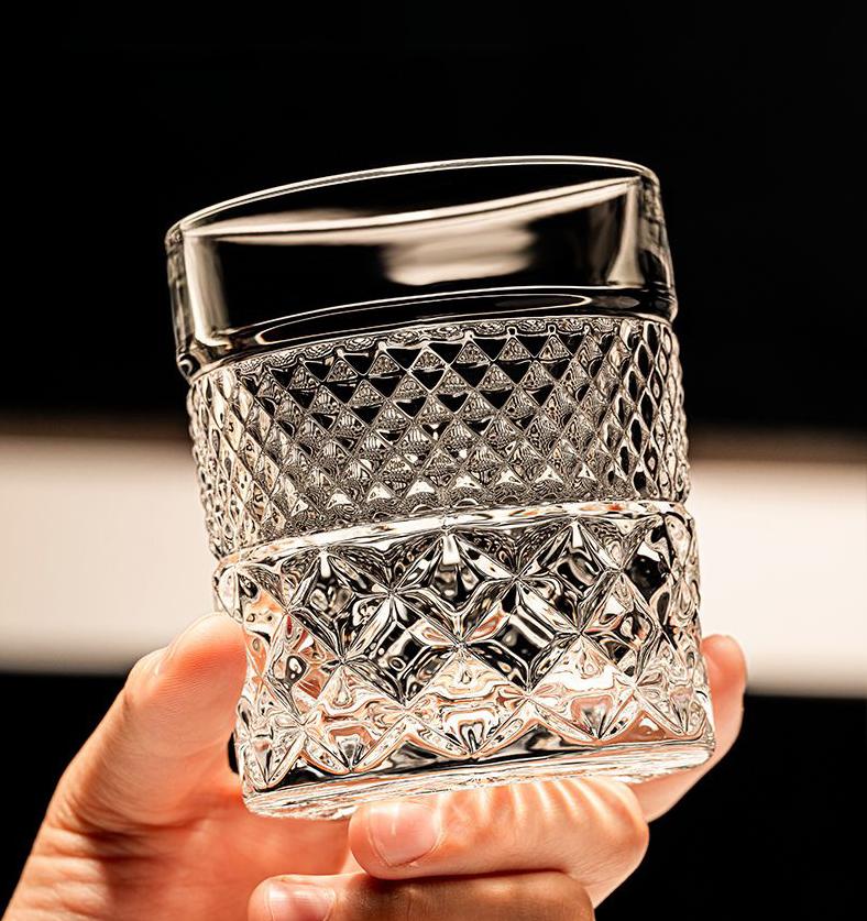 Whiskyflasche im europäischen Stil, Kristallglas, Wein- und Bierbehälter, Glasbecher, Wodkakaraffe, Werkzeuge für die Hausbar, Dekoration