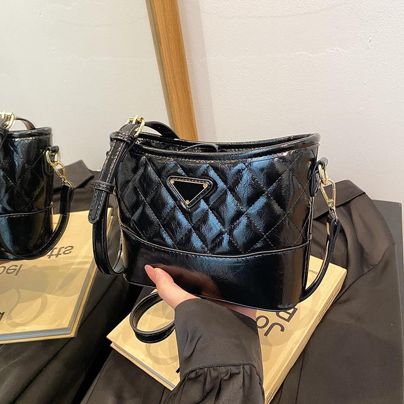 New Style Trendy Shoulder-crossbody Bucket Bag Fashionable and Simple Single Shoulder Underarm Bag
