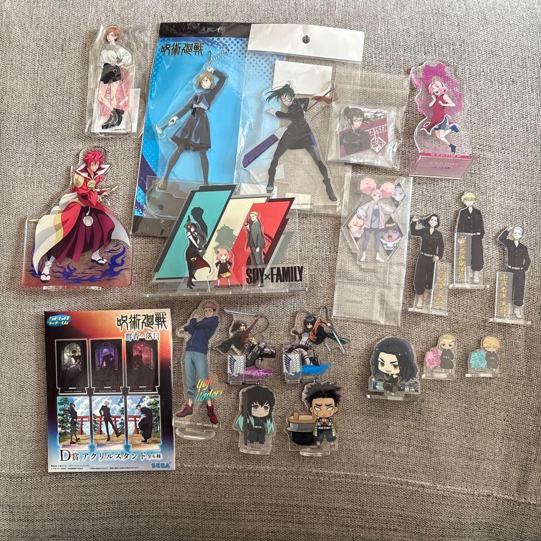 Used SPYFAMILY Jujutsu Kaisen and other acrylic stand set