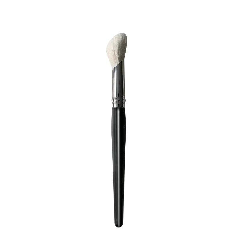 Slanted Cheek Blush Powder Highlight Makeup Brush Soft Goat Hair Cosmetic Tool Medium-sized Multi-purpose for Sculpting