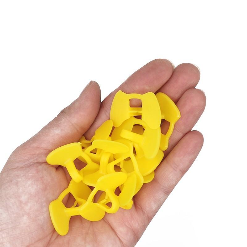 50Pcs Plastic No Bolt Chicken Glasses Yellow Anti-pecking Glasses Pheasant Chick Poultry Protection Supplies Equipments