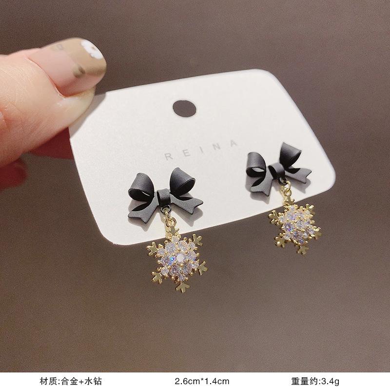 Elegant Delicate Zircon Tulip Flower Earrings