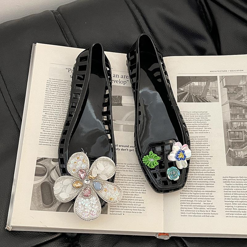 Fashion transparent crystal shoes new jelly shoes hollow single shoes women's 2025 summer casual sequins flower square head sandals
