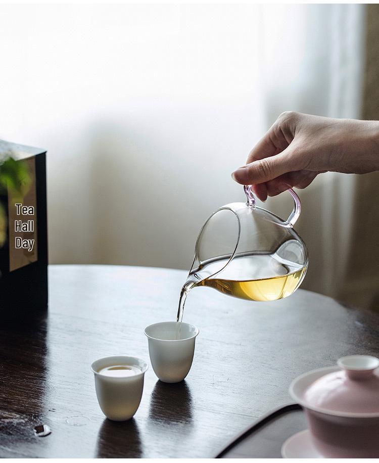 Japanese Thickened Transparent Gongdao Cup: Glass Side-Handle Serving Pitcher for Kung Fu Tea