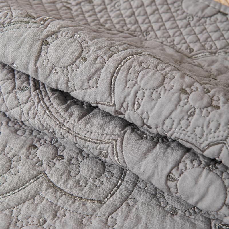 Four Seasons Universal Cotton Sofa Cover for Living Room Simple Irregualr Sofa Towel Non-Slip Sofa Cover Couch Cushion 