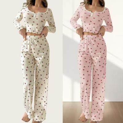Damen-Pyjama-Set mit Kirschmuster: Langarm-Oberteil & Lange Hose