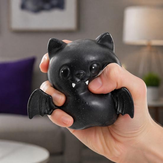 Anti-stress Toy Halloween Bat Squeeze Toy, Spooky Stress Relief Hand Relaxation Ball Fidget Party Favors for Kids Adults