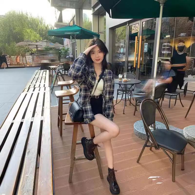 Women's Retro Plaid Long Sleeve Loose Shirt Cardigan for Spring/Summer