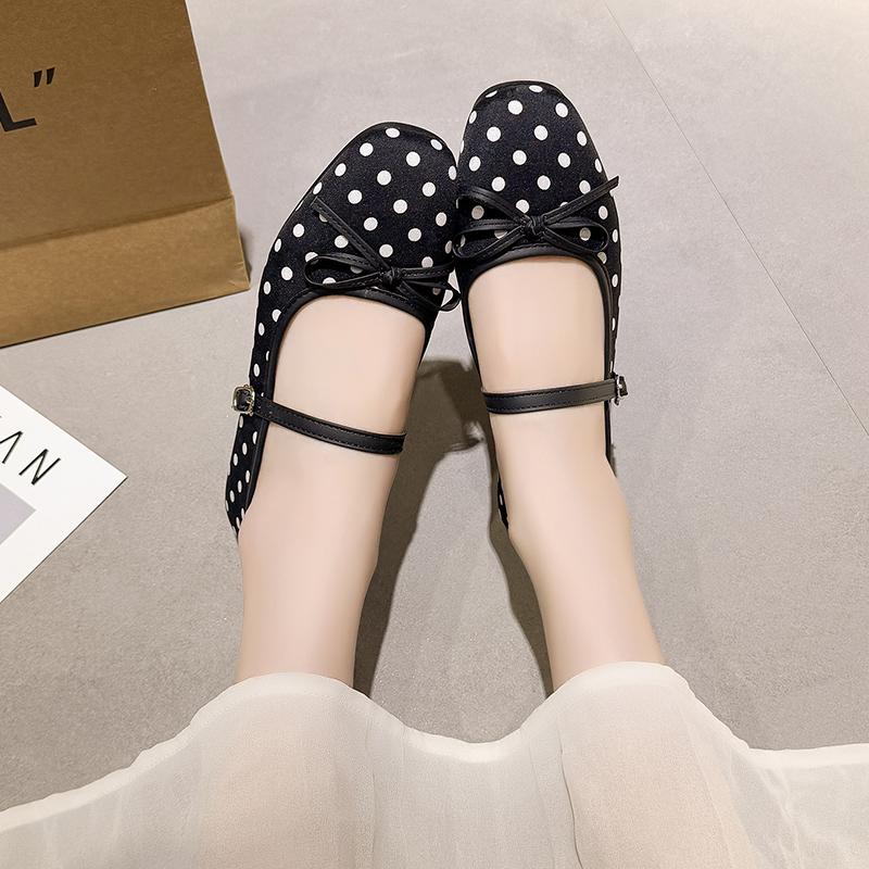 Frühling und Sommer Neue Weiche Sohle Rutschfest Bequem Runde Spitze Flache Schuhe Damen Polka Dot Flacher Ausschnitt Niedrige Schuhe