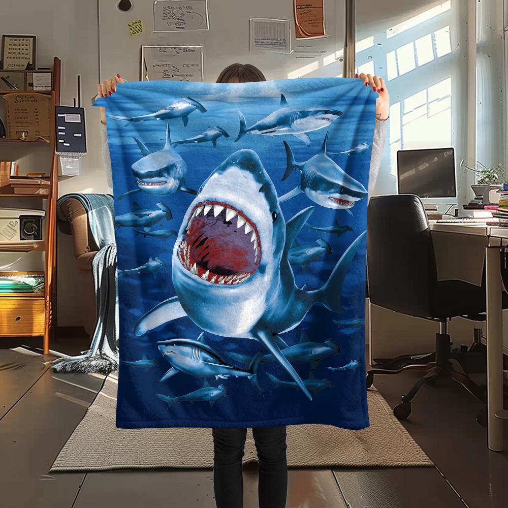 1Pc Turtles Octopuses Print Flannel Blanket, High quality Comfortable for All Seasons, Home Decor, Warmth and Comfort, Perfect for Gifts