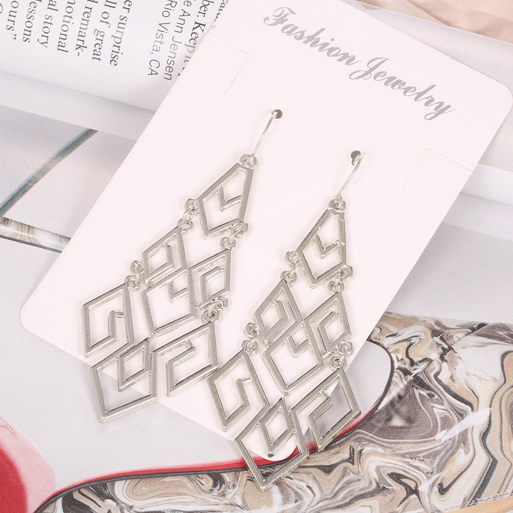 European-American Simple Geometric Diamond-Shaped Stud Earrings for Women