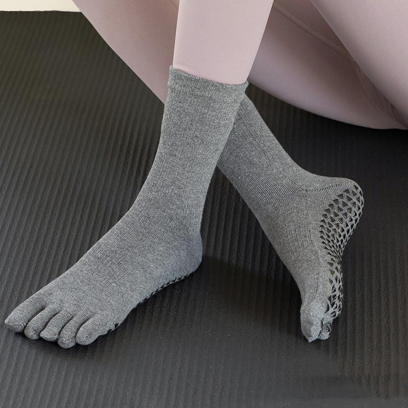Mid Tube Five Finger Yoga Socks Women Cotton Anti Slip Professional Pilates Socks Indoor Ballet Dance Floor Fitness Sports Socks