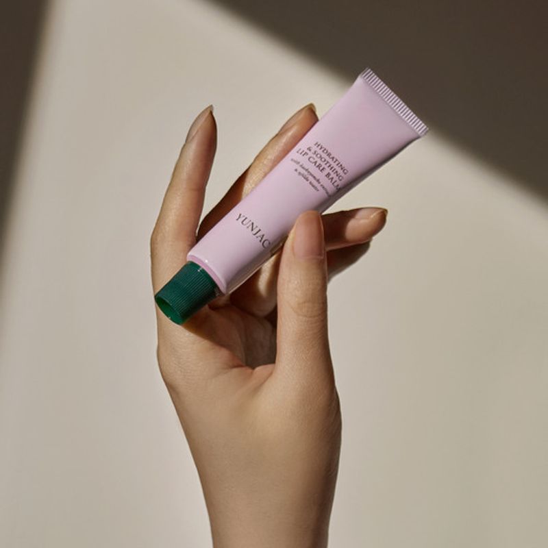 Baeknyeoncho & Ujidu Moisture Soothing Lip Care Balm 12g