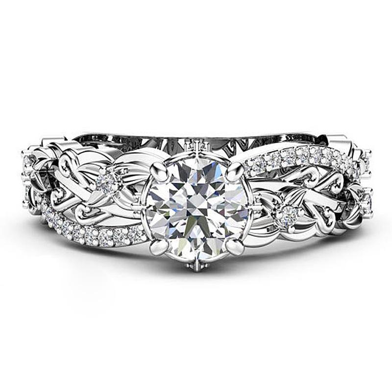 Trendy Fashion Zircon, White Copper Gold-Plated High-End Women'S Ring Cover Ring.