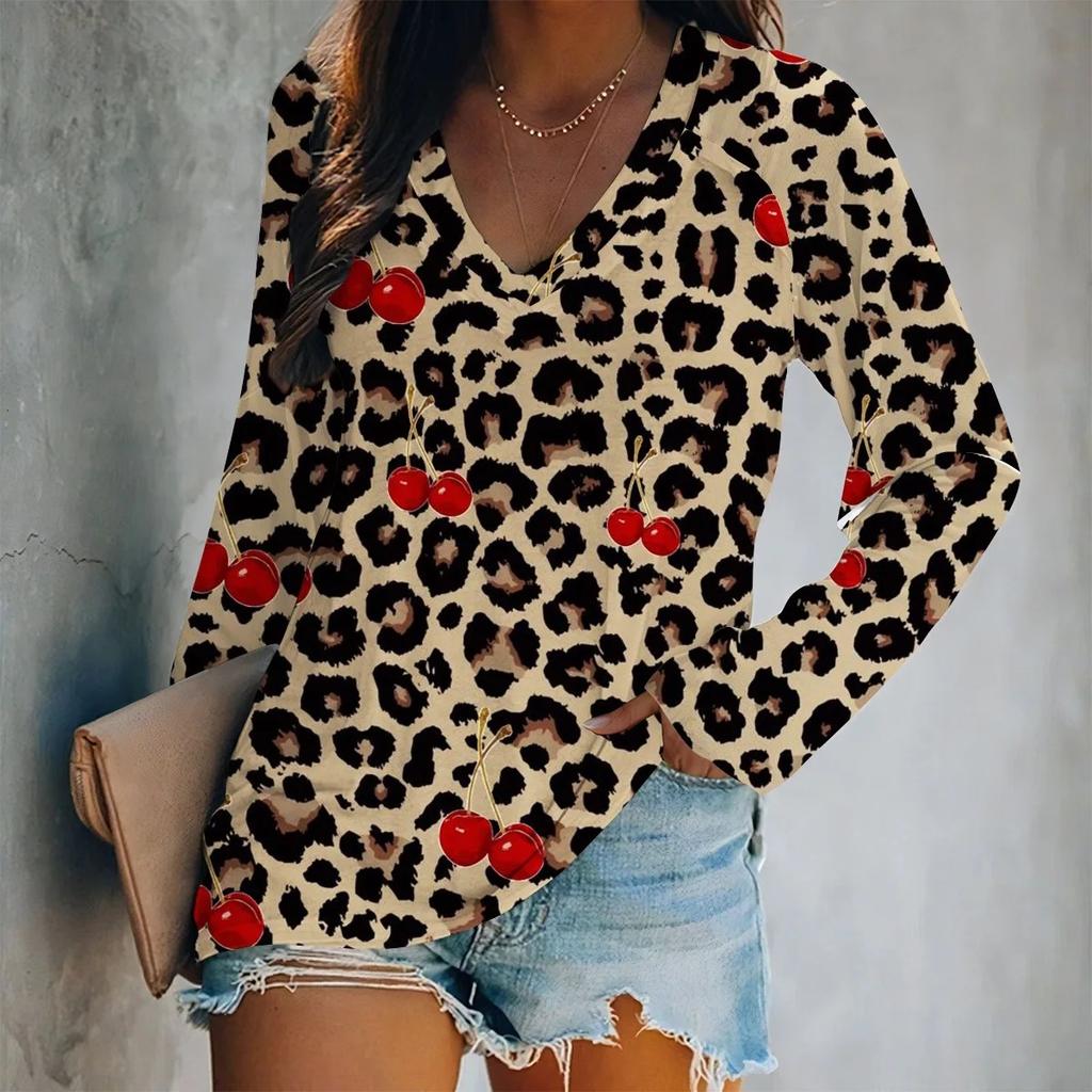Spring V-Neck Long Sleeve T-Shirt Digital Print Loose Fit Women's Style Valentine's Day Special Edition Fashionable Casual Top