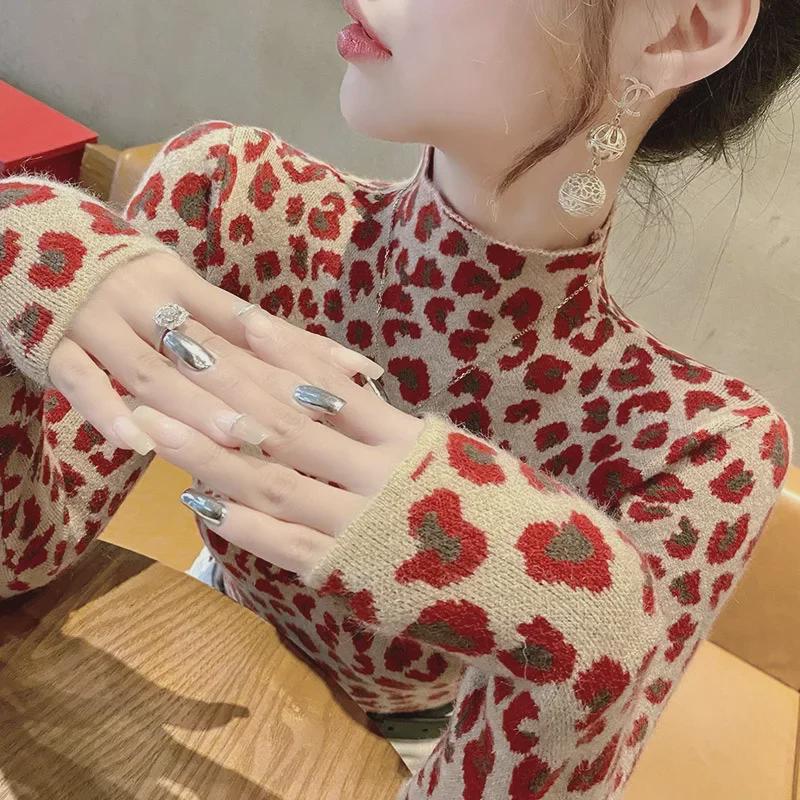 

Женский свитер с полувысоким воротником и леопардовым принтом 2024 года – модный многослойный топ на осень/зиму Large красный