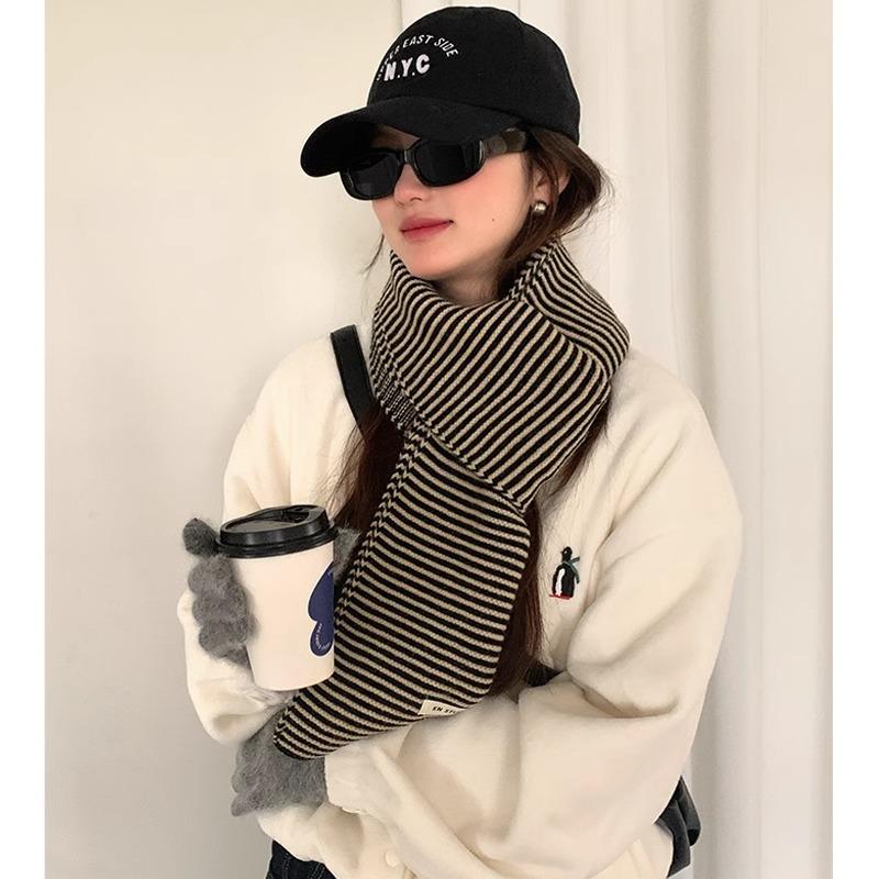 

Black And White Striped Knit Small Scarf Women s Autumn And Winter Neck Warmer Anti-Cold Versatile Shawl чёрный