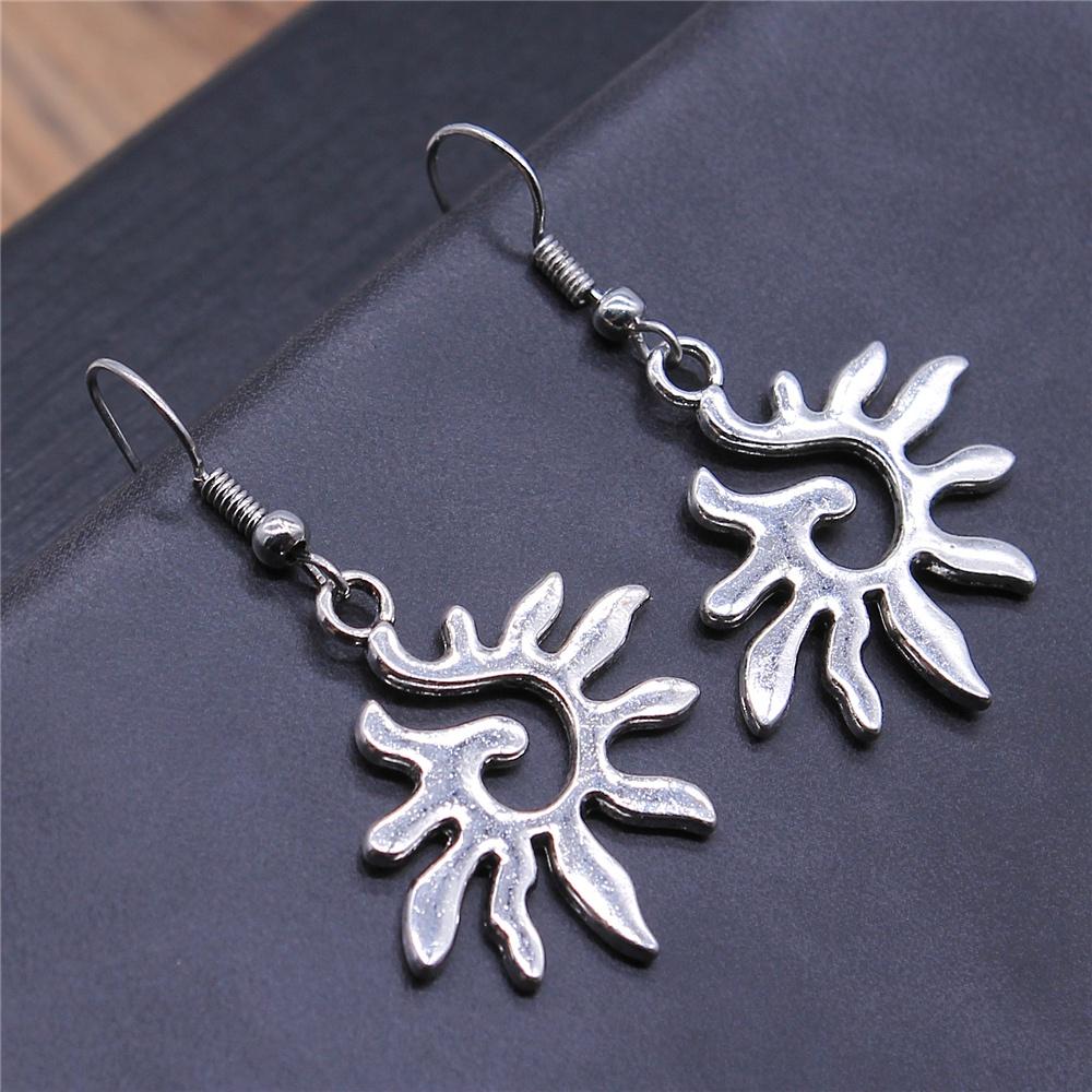 Vintage Totem Earring Sun & Moon Dangle Earrings Geometric Women Dangle Earrings Star Moon Female Korean Jewelry