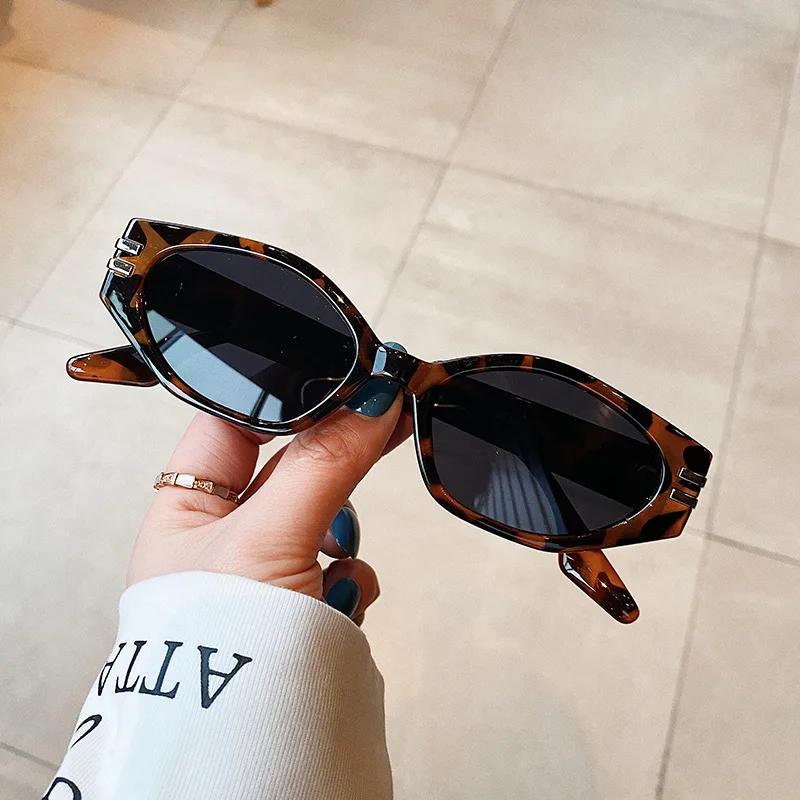 

Y2K Irregular Rivet Cat Eye Sunglasses Women For Men Luxury Brand Designer Vintage Sun Glasses Popular Punk Hip Hop Shades UV400