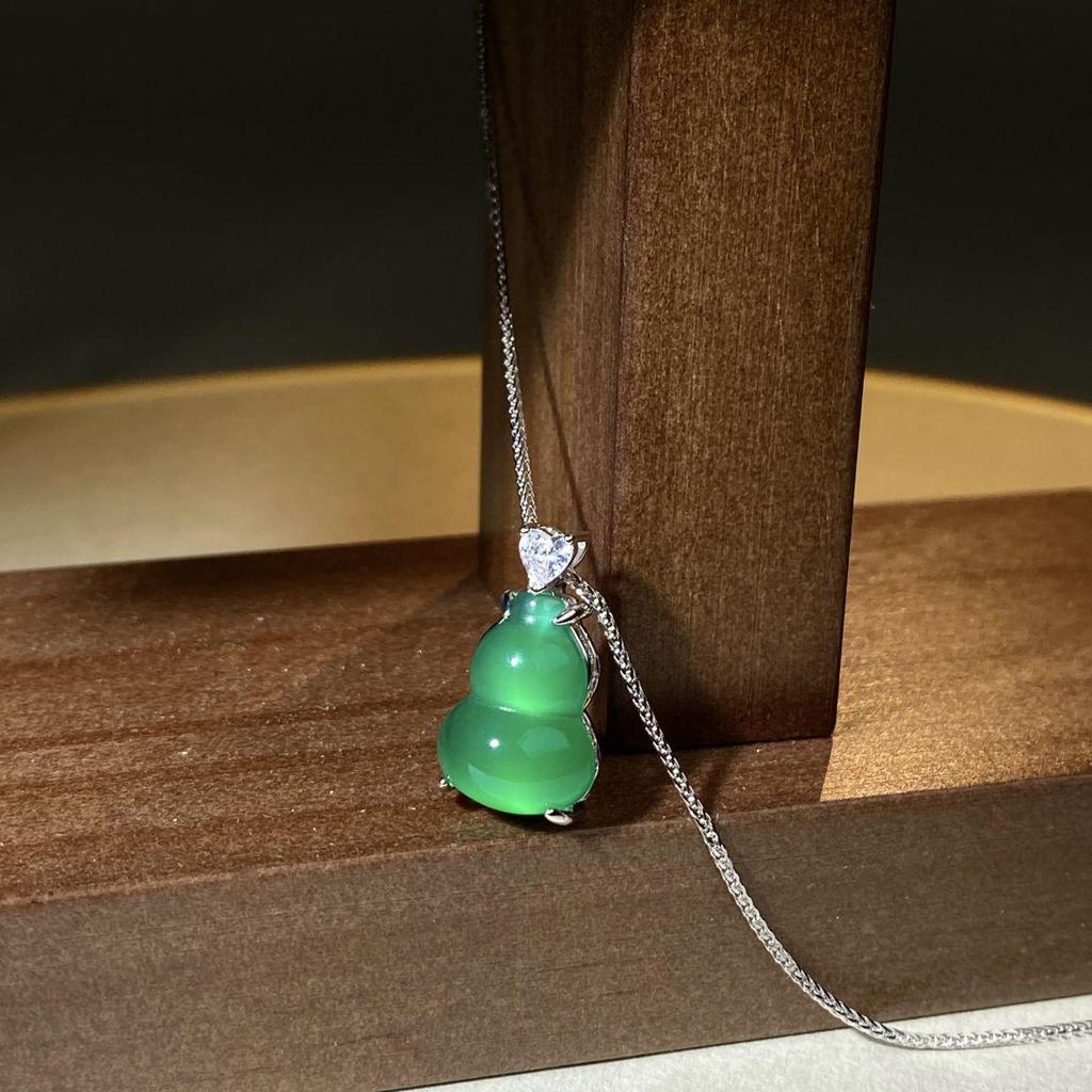 Colier cu Pandantiv Ghiocel din Argint Sterling S925, Agat Calcedonie Verde, Stil Chinezesc Nou