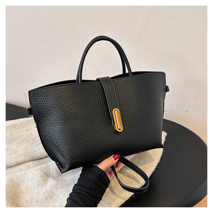 Vysoce kvalitní dámská taška přes rameno Pu Leather Módní návrhářka Dámská Luxusní dámská kabelka Crossbody s velkou kapacitou