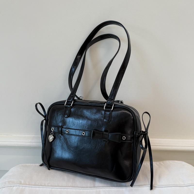 

High-value fashion backpack bag women s 2025 summer new fashion niche handbag large-capacity shoulder bag чорний