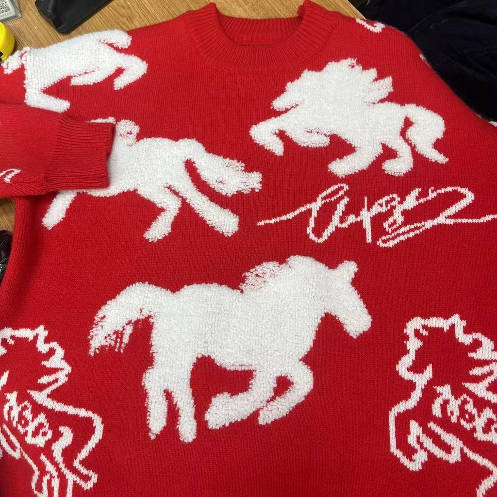High-End Red Christmas Sweater for Plus Size Women: Loose, Slimming, Super Stylish Knitwear Top
