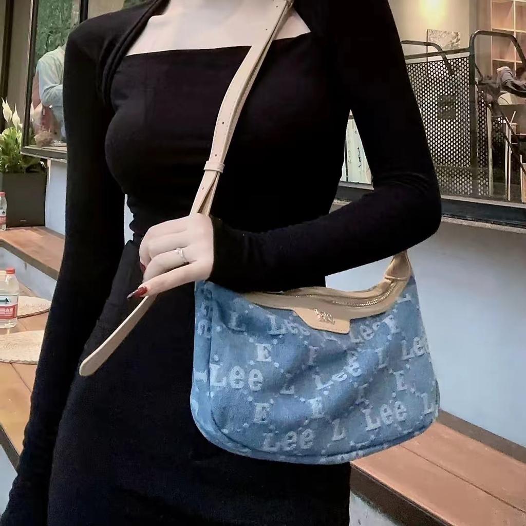 New Lee Fabric Crescent Bag, Shoulder Bag, Crossbody Bag Medium Women's Denim Blue LE240036M-503