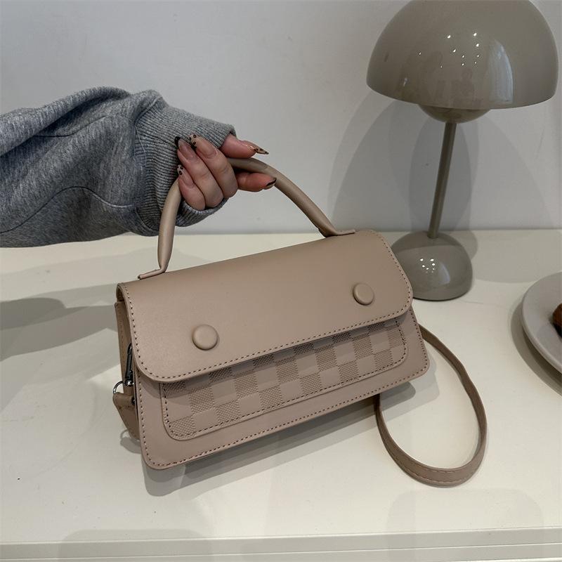 Fashionable Checkered Women's Bag New High quality Niche Crossbody Bag Fashionable Commuter Shoulder Bag Small Square Bag