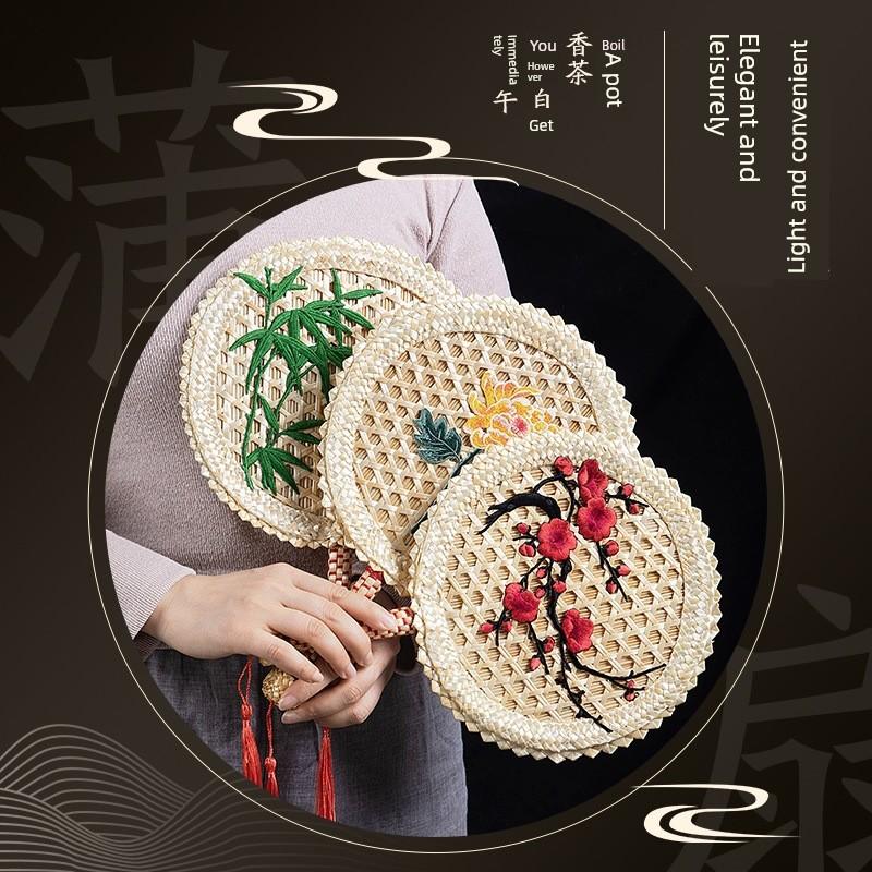 Portable Mosquito-Repellent Straw Fan for Summer, Children's and Baby's Chinese-Style Handmade Woven Large Palm Leaf Fan