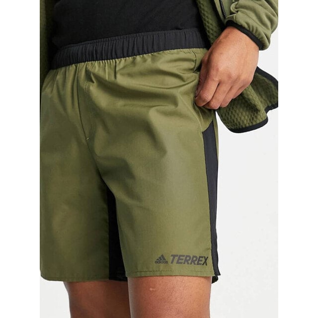 

Шорты Adidas Terrex цвета хаки
