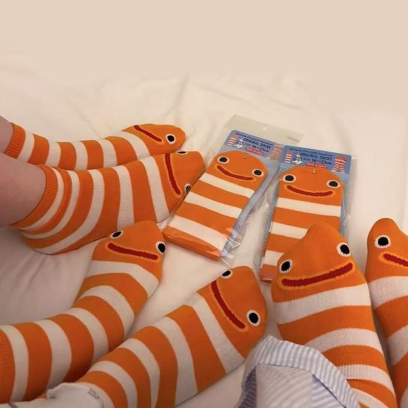 Lightweight Middle Calf Socks With Funny Eel Fish Stripe Pattern Nonslip Cuffs Creative Party Socks For Women And Men