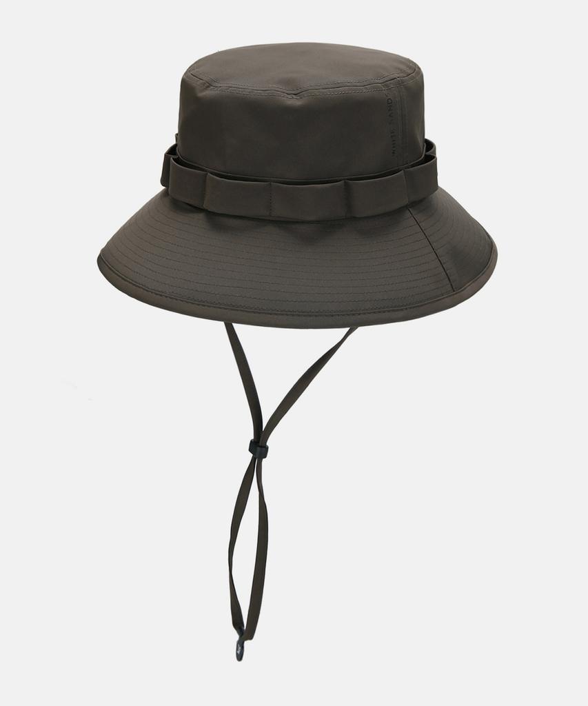 Hwaiteusaenjeu Green Label Bucket Hat Arasha